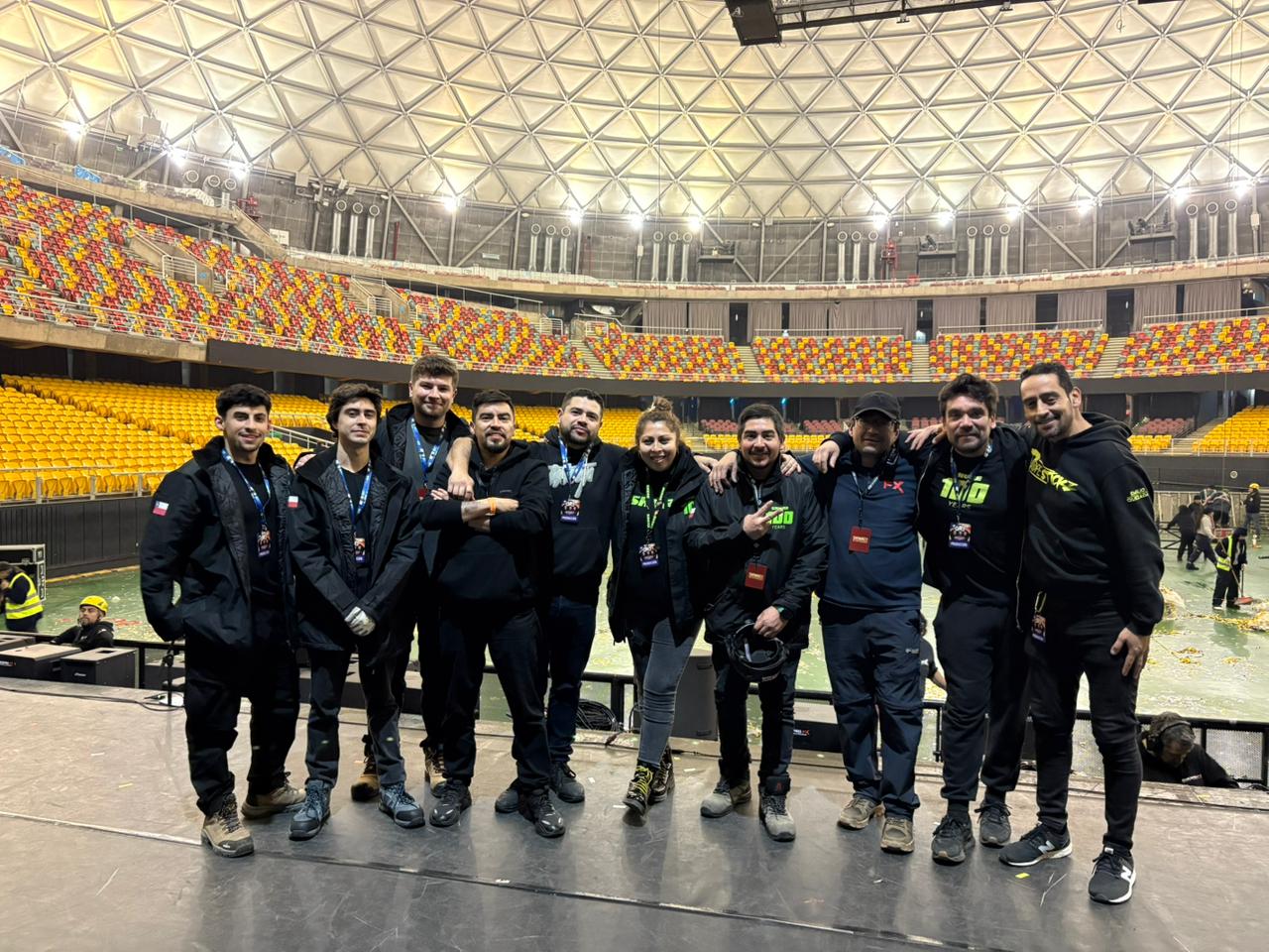 Producción técnica y artística de María José Maulén para Grupo5 en Movistar Arena, Chile